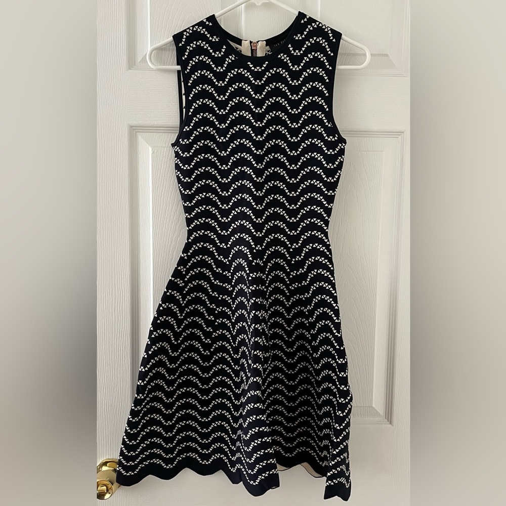 Ted Baker Navy & Ivory Jacquard Knit BRYENA Fit & Flare Size 0